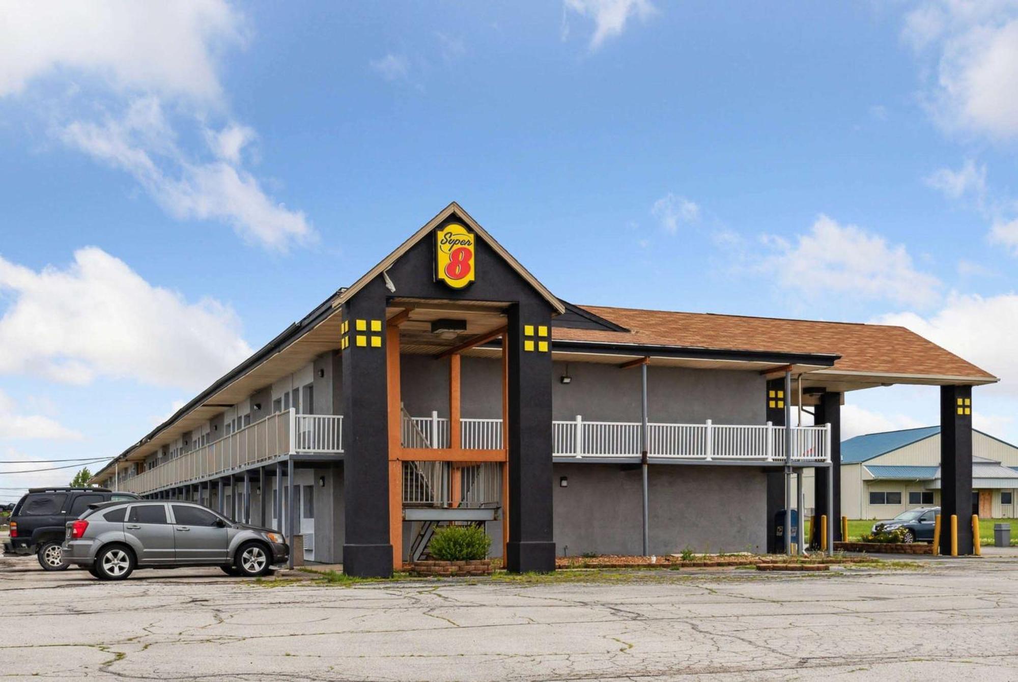 Hotel Super 8 By Wyndham Millbury/Toledo Exterior foto